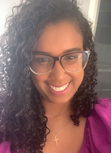 shenia souza advogada