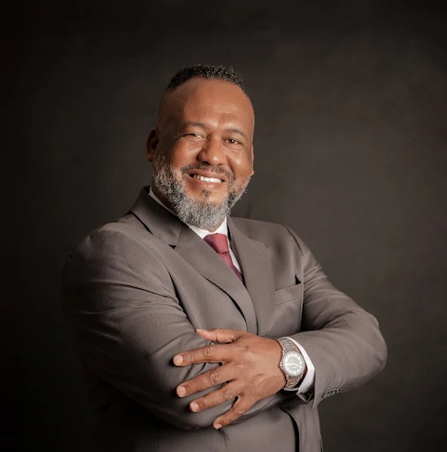 Dr. Nelson Adriano Pio - Advogado Trabalhista e Previdenciária